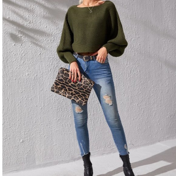 Ribbed Knit Lantern Sleeve Crop Sweater - Picture 4 of 6